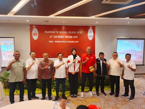 Timnas bola voli putri Indonesia resmi dilepas untuk bertanding pada ajang SEA Games 2025. Pelepasan berlangsung di Deli Serdang, Sumatra Utara, Kamis (4/12/2025). (PBVSI)