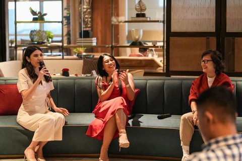 Anggun C Sasmi berbagi cerita dibesarkan dalam lingkungan keluarga yang jarang memuji kecantikan. Orang tua mengingatkannya soal adab dan kecerdasan. (Foto: Dok. Istimewa)