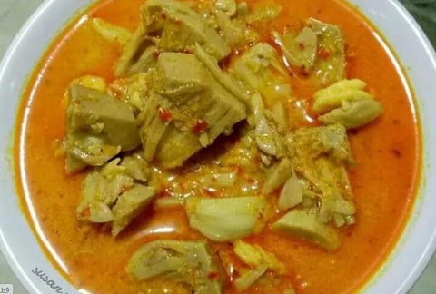 Ilustrasi Sayur Nangka Muda Kuah Santan Credit: freepik.com