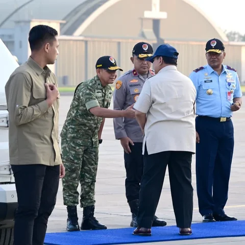 Prabowo Cek Bencana Sumatra