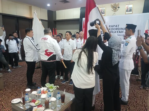 Ketua Harian PSI Ahmad Ali saat membuka acara Rakorwil PSI Maluku Utara