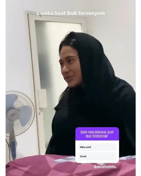 Potret Azizah Salsha melayat dan ziarah ayah Pratama Arhan di Blora. [IG: @arhanazizah.official]