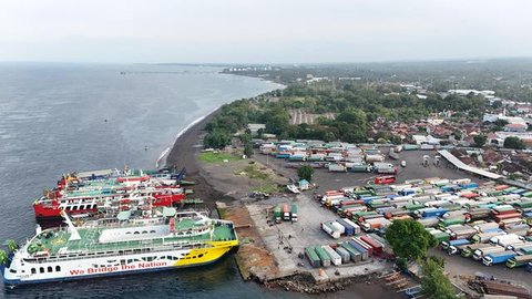 Kementerian Koordinator Bidang Infrastruktur dan Pembangunan Kewilayahan (IPK) memastikan diskon tiket angkutan selama periode libur Natal 2025 dan Tahun Baru 2026 (Nataru). Ada diskon tiket