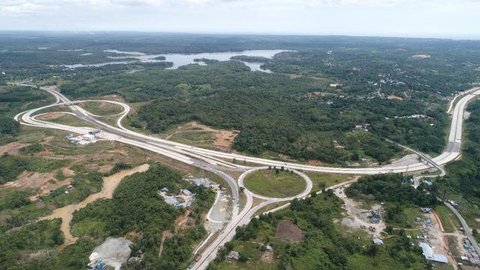 Kementerian Koordinator Bidang Infrastruktur dan Pembangunan Kewilayahan (IPK) memastikan diskon tiket angkutan selama periode libur Natal 2025 dan Tahun Baru 2026 (Nataru). Ada diskon tiket