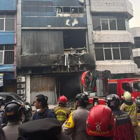 Kebakaran Gedung PT Terra Drone di Cempaka Baru, Cempaka Putih, Jakarta Putih. (Liputan6.com/Ady Anugrahadi)
