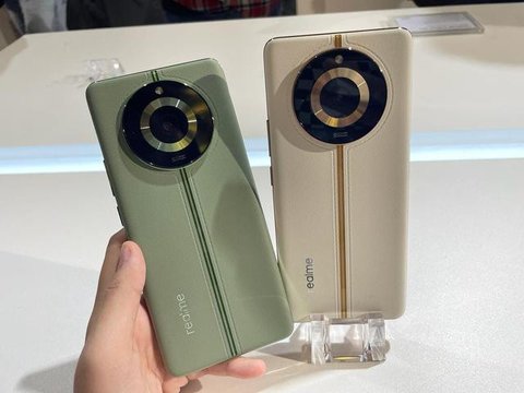 Redmi Note 13 Series, yaitu Redmi Note 13 Pro+5G, Redmi Note 13 Pro 5G, Redmi Note 13 Pro 4G, Redmi Note 13 5G, dan Redmi Note 13 4G.