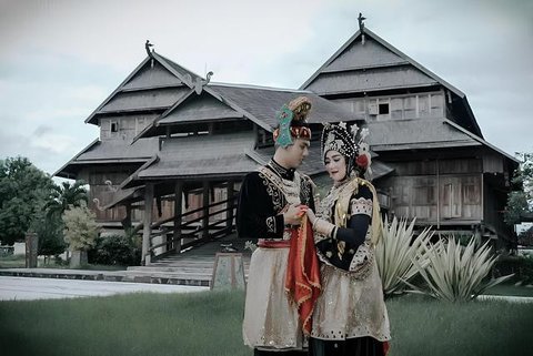 Rumah Adat Nusa Tenggara Barat (Foto: IG/Badan Promosi Pariwisata Daerah Nusa Tenggara Barat)