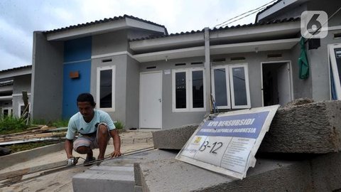 Foto udara drone perumahan subsidi Kredit Pemilikan Rumah (KPR) di Desa Kubang 02, Kabupaten Bogor, Provinsi Jawa Barat, Rabu (24/1/2024). (merdeka.com/Imam Buhori)