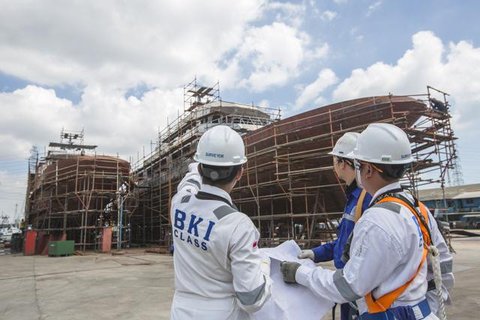 PT Biro Klasifikasi Indonesia (BKI) sebagai Holding BUMN Jasa Survei atau IDSurvey.