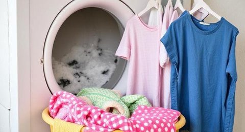 penyebab kulit gatal Ilustrasi dibuat AI