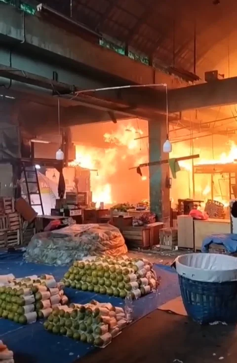 Kebakaran Pasar Induk Kramat Jati