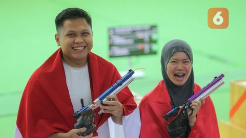 Keberhasilan ini terasa semakin spesial karena diraih setelah melalui persaingan ketat dengan Vietnam, yang dikenal sebagai salah satu kekuatan utama menembak di kawasan Asia Tenggara. (Bola.com/Bagaskara Lazuardi)