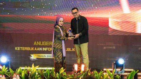 Danareksa mempertahankan predikat tertinggi "Badan Publik Informatif" dengan skor 96,20 dalam Anugerah Keterbukaan Informasi Publik (KIP) 2025 yang diselenggarakan oleh Komisi Informasi Pusat