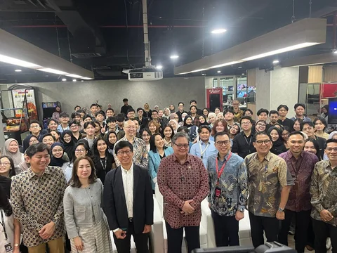 Menko Airlangga di SCTV Tower