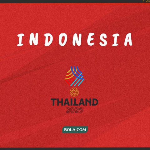 Diketahui, Emilia Nova terakhir kali meraih emas heptathlon pada 2017. Tampak dalam foto, atlet atletik Indonesia, Emilia Nova (tengah) usai prosesi pengalungan medali usai memenangi lomba da