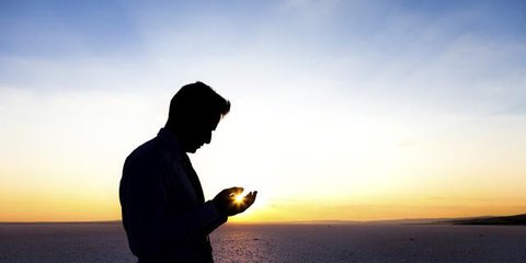 Ilustrasi salat id, masjid, Lebaran. (Foto oleh Rayn L dari Pexels)