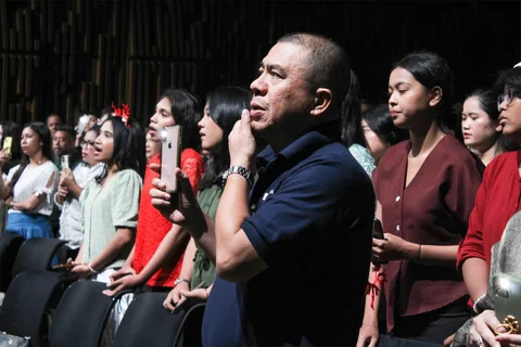 Doa bersama dan perayaan Natal Emtek Group 2025 yang berlangsung di Studio News lantai 8 SCTV Tower Senayan City Jakarta pada Jumat malam.