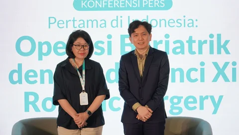 RS EMC Alam Sutera Lakukan Operasi Bariatrik Pertama di Indonesia dengan da Vinci Xi Robotic Surgery