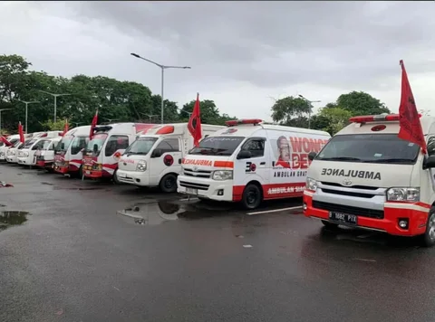 Kaisar Kiasa Kasih Said Putra Turunkan Ambulans SobatKaisar di Seminar Mitigasi Bencana DPP PDI Perjuangan