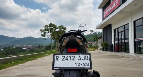 Ilustrasi Tanda Nomor Kendaraan Plat R/ Ilustrasi AI