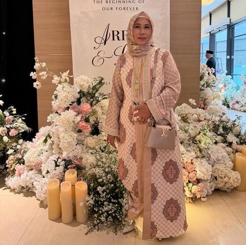 Potret Ibunda Inul Daratista yang Awet Muda/ Instagram @inul.d