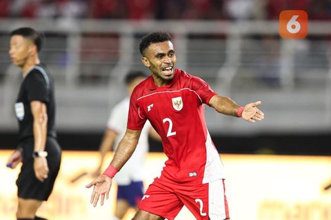Pemain Timnas Indonesia, Yakob Sayuri. (Bola.com/Bagaskara Lazuardi)