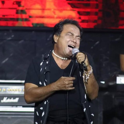 Musisi sekaligus penyiar radio Gusti Irwan Wibowo alias Gustiwiw meninggal dunia, Minggu (15/6/2025). (Instagram @gustiwiw)