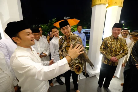 Jokowi Hadiri Puncak Perayaan Hari Nasional UEA di Masjid Sheikh Zayed Solo