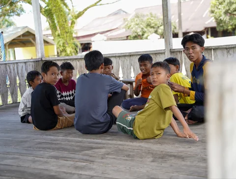 BRI Gelar Program Trauma Healing untuk Anak-Anak Terdampak Bencana di Sumatra