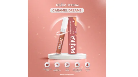 MAJIKA Caramel Dreams Lip Tint.
