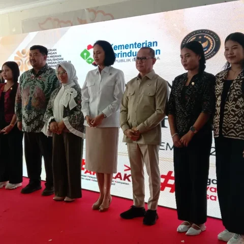 Menteri Mukhtarudin Target 700 Ribu PMI Kerja di Luar Negeri di 2026