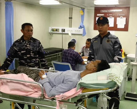 TNI AL KRI RJW-992 Sandar Sibolga Sukses Laksanakan Operasi Bedah Darurat Bagi Masyarakat