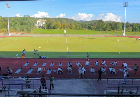 Pemain Timnas Indonesia U-22 saat melakukan sesi latihan di Rajamangala University of Technology Lanna Stadium, Doi Saket, Chiang Mai pada Minggu (7/12/2025) sore waktu setempat.