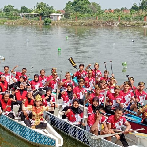 Kolonel Kakung Membangun Generasi Maritim Masa Depan