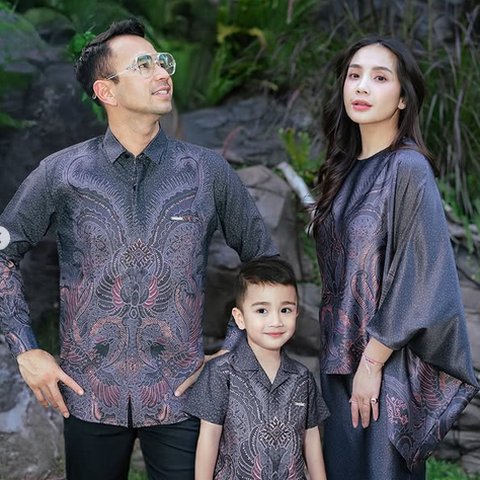 Kejanggalan Foto Raffi Ahmad, Nagita Slavina dan Rayyanza Ditemukan Netizen, Ada Apa?
