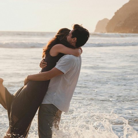 Kata-kata romantis singkat tapi bermakna untuk calon suami.