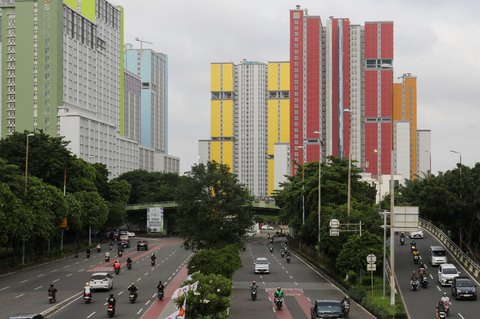 Suasana Wisma Atlet Kemayoran, yang akan disiapkan menjadi hunian bagi Masyarakat Berpenghasilan Rendah (MBR) dan Aparatur Sipil Negara (ASN), Jakarta, pada Selasa (11/2/2025).