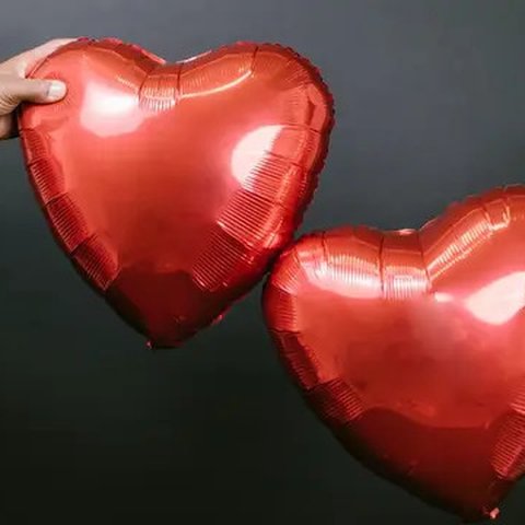 Ilustrasi cinta, Hari Valentine. (Photo by RODNAE Productions from Pexels)