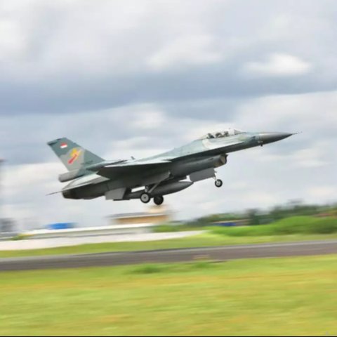 pesawat jet tempur tni