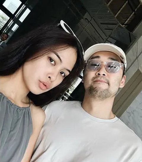 Potret Pasangan Artis Rayakan Valentine (Sumber: Instagram/alghazali7 dan maudiayunda)