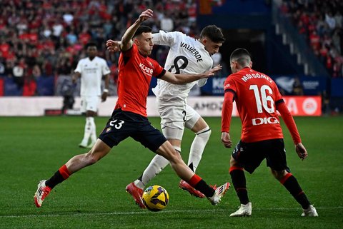 FOTO: Ditahan Imbang 1 -1 dengan Osasua, Posisi Real Madrid  di Puncak Liga Spanyol Terancam