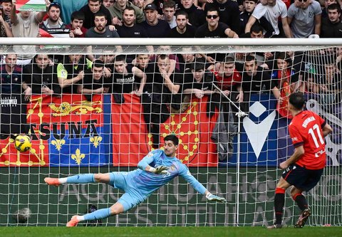 FOTO: Ditahan Imbang 1 -1 dengan Osasua, Posisi Real Madrid  di Puncak Liga Spanyol Terancam