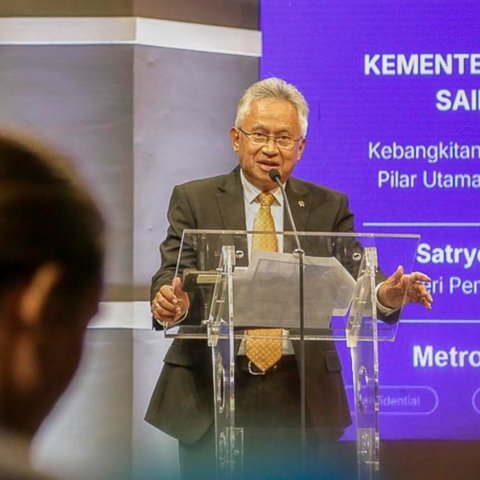 Mendikti Saintek Satryo Soemantri Brodjonegoro buka suara usai sejumlah pegawai ASN bawahannya melakukan demo di Kantor Kemendikti Saintek, Senin 20 Januari 2025. (www.dikti.kemdikbud.go.id)