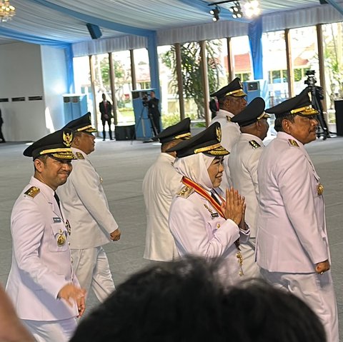 Dilantik Prabowo, Khofifah-Emil Dardak Resmi Jabat Gubernur dan Wagub Jawa Timur