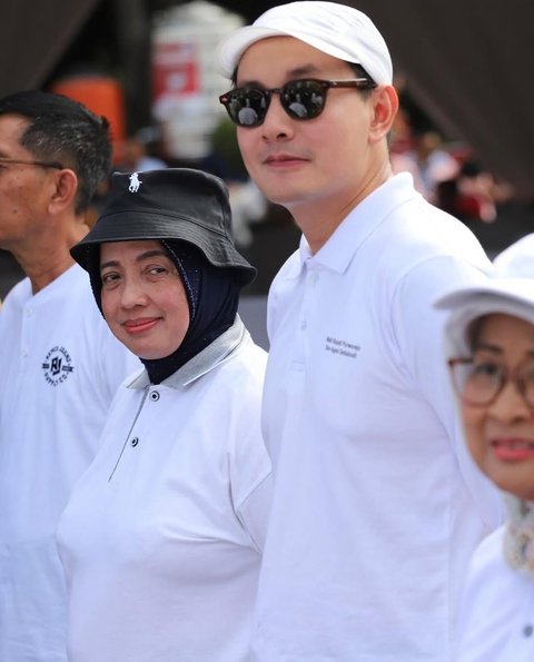 Bupati Purworejo Yuli Hastuti dan Wakil Bupati Purworejo Dion Agasi Setiabudi saat mengikuti gladi pelantikan kepala daerah dan wakil kepala daerah secara serentak, dalam foto yang dibagikan melalui Instagram pribadinya, pada 18 Februari 2025.