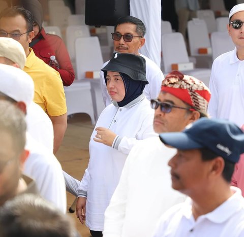 Merujuk laman Laporan Harta Kekayaan Pejabat Negara (LHKPN) KPK, yang dilansir pada Kamis (20/2),&nbsp;Yuli&nbsp;Hastuti menjadi bupati 'termiskin' di Indonesia. Nilai kekayaan yang dilaporkan pada 31 Desember 2023 lalu itu hanya sebesar Rp367,5 juta.