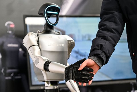 FOTO: Canggihnya Robot Robot Berbasis AI saat GDC 2025 di Shanghai China