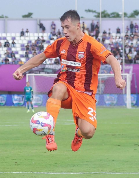Pemain Borneo FC Mariano Peralta di Stadion Indomilk Arena, Kabupaten Tangerang, Banten, Sabtu (22/2/2025).