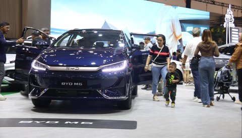 BYD M6 akan hadir di GIIAS 2024.
