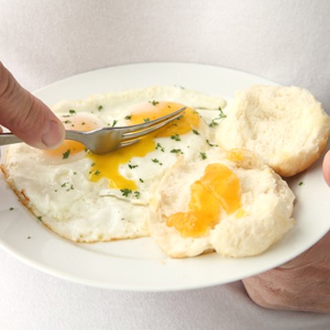 Ngantuk saat Kerja? Coba Makan Telur, Yuk!